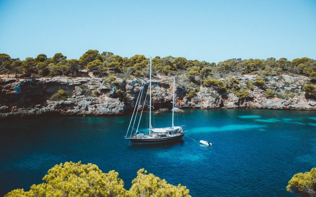 Mallorca en velero, un paraíso en el Mediterráneo
